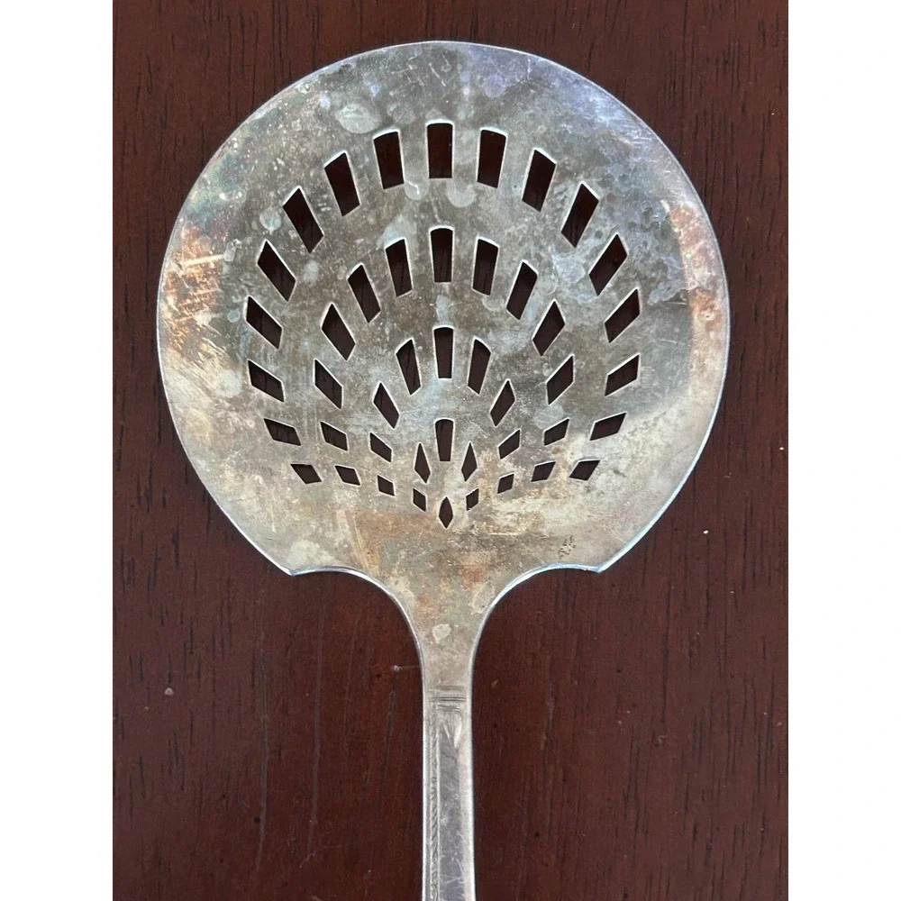 Oneida Art Deco Grenoble‎ 1938 Silverplate Tomato Server Pierced Round Spoon